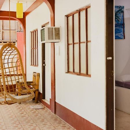 Puerto Galera Hostel Zewnętrze zdjęcie