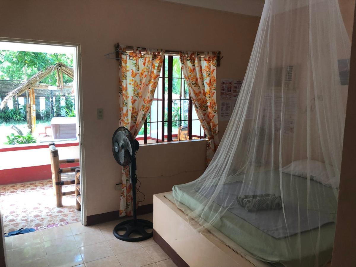 Puerto Galera Hostel Zewnętrze zdjęcie