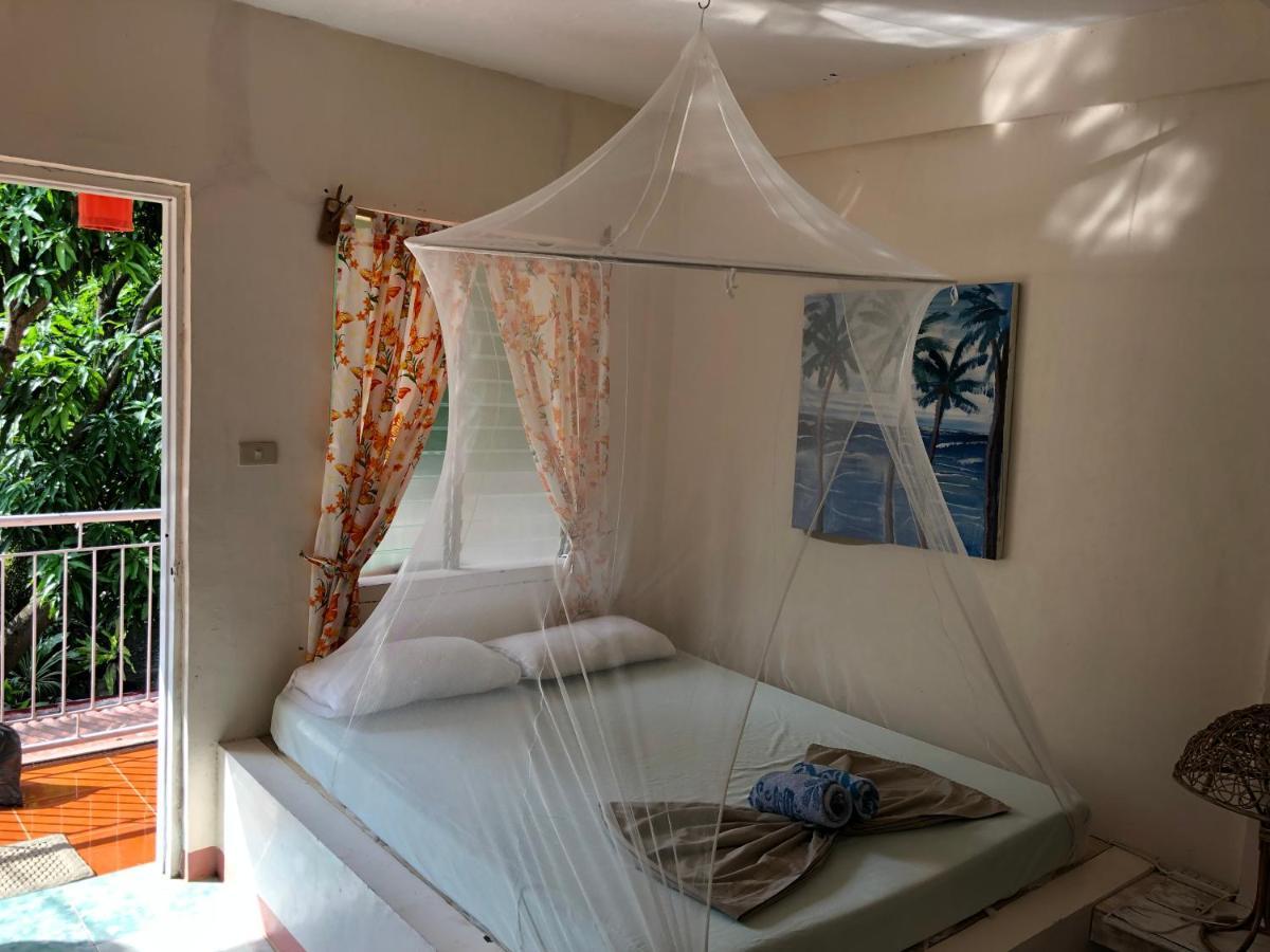 Puerto Galera Hostel Zewnętrze zdjęcie