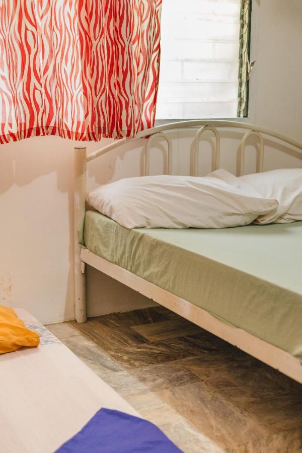 Puerto Galera Hostel Zewnętrze zdjęcie