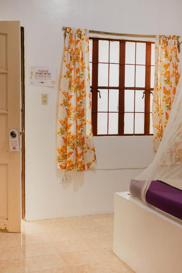 Puerto Galera Hostel Zewnętrze zdjęcie