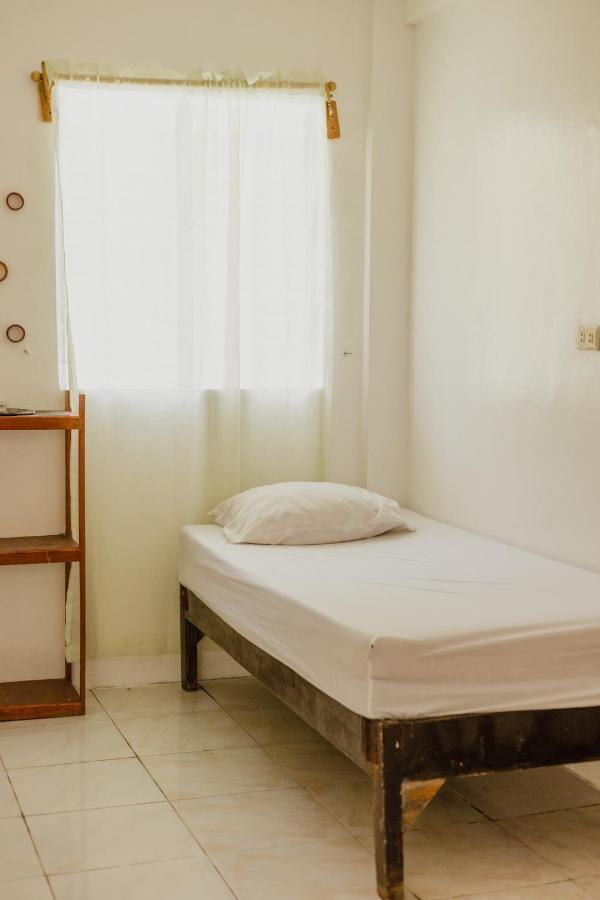 Puerto Galera Hostel Zewnętrze zdjęcie